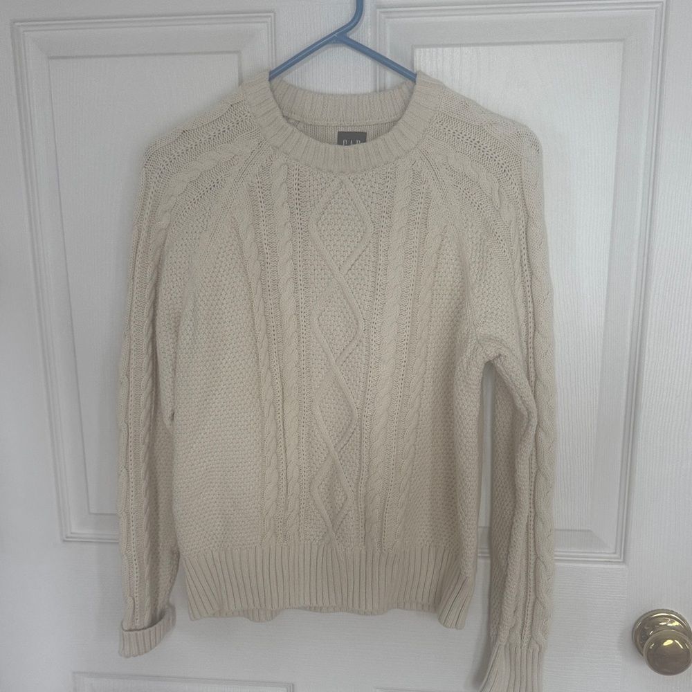 Cozy cream Sweater from the GAP